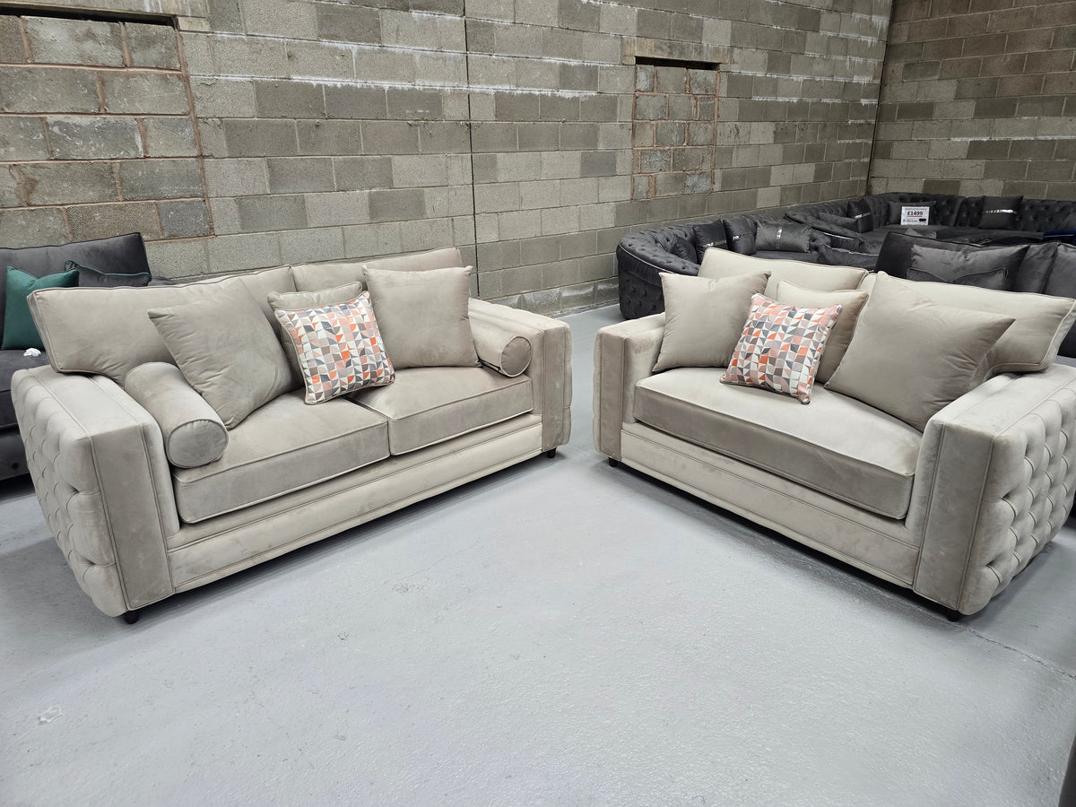3+2 Royale Mayfair Chesterfield Sofa (New Coffee Plush Velvet)