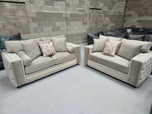 3+2 Royale Mayfair Chesterfield Sofa (New Coffee Plush Velvet)