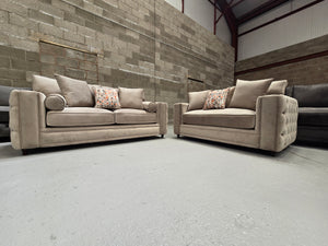 3+2 Royale Mayfair Chesterfield Sofa (New Coffee Plush Velvet)