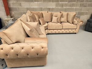 Windsor Chesterfield Corner Sofa (Mink Plush Velvet)