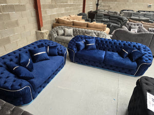 3+2 Ambassador Chesterfield Sofa (Blue Plush Velvet)