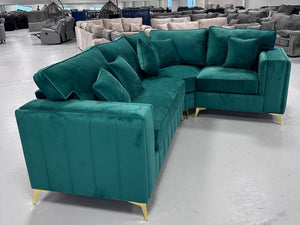 Royale Madrid Chesterfield Sofa (Emerald Green)
