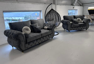 3+2 Royale Rio Chesterfield Sofa