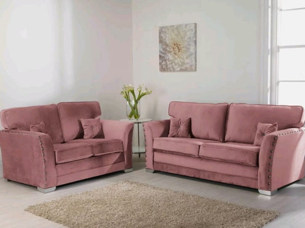 3+2 Essex Sofa