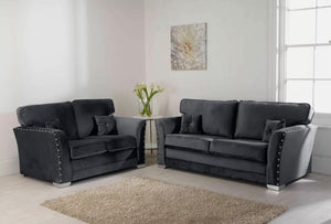 3+2 Essex Sofa