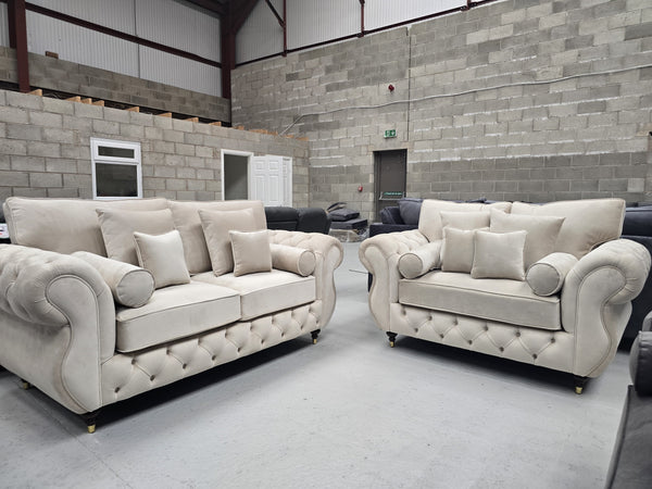 3+2 Royale Rio Chesterfield Sofa (Cream Plush Velvet)