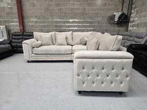 Zara Chesterfield Corner Sofa – Cream Plush Fabric