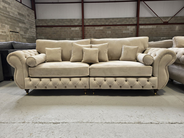Royale Rio Chesterfield 4 Seater Sofa (Cream Plush Velvet)